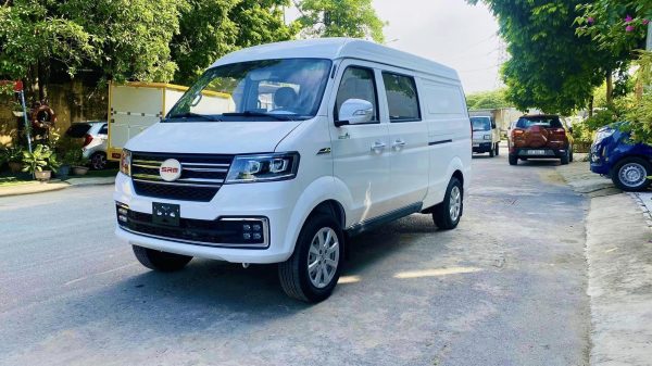 van SRM 868 5 chỗ