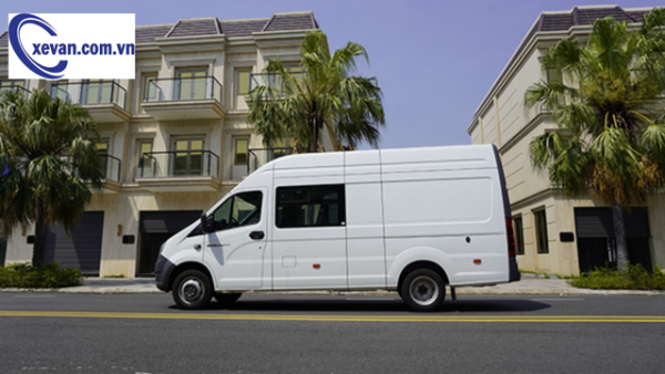 Tổng thể xe tải van Gaz 6 chỗ 590kg